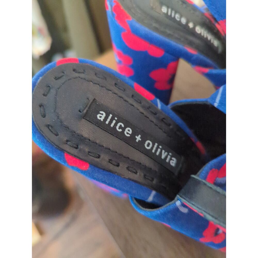 Alice + Olivia Blue Floral Platform Logan Slingback Heels - Picture 2 of 3